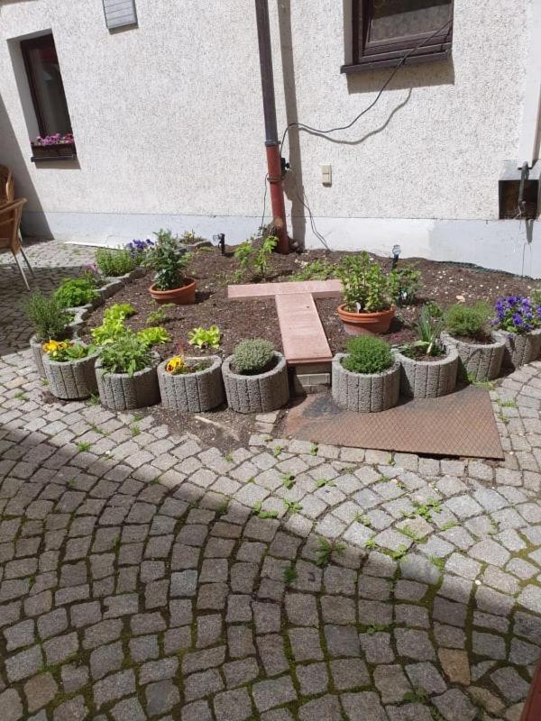 Hotel Goldener Löwe Zeulenroda-Triebes Buitenkant foto